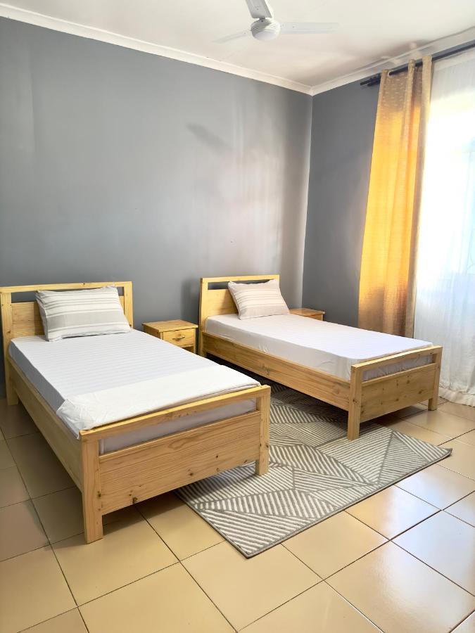 Sally'S Home-Near Jnia Airport Νταρ ες Σαλάμ Εξωτερικό φωτογραφία